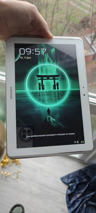 Цена 1000грн Планшет с Сим картой!Samsung Tab 2 все работает