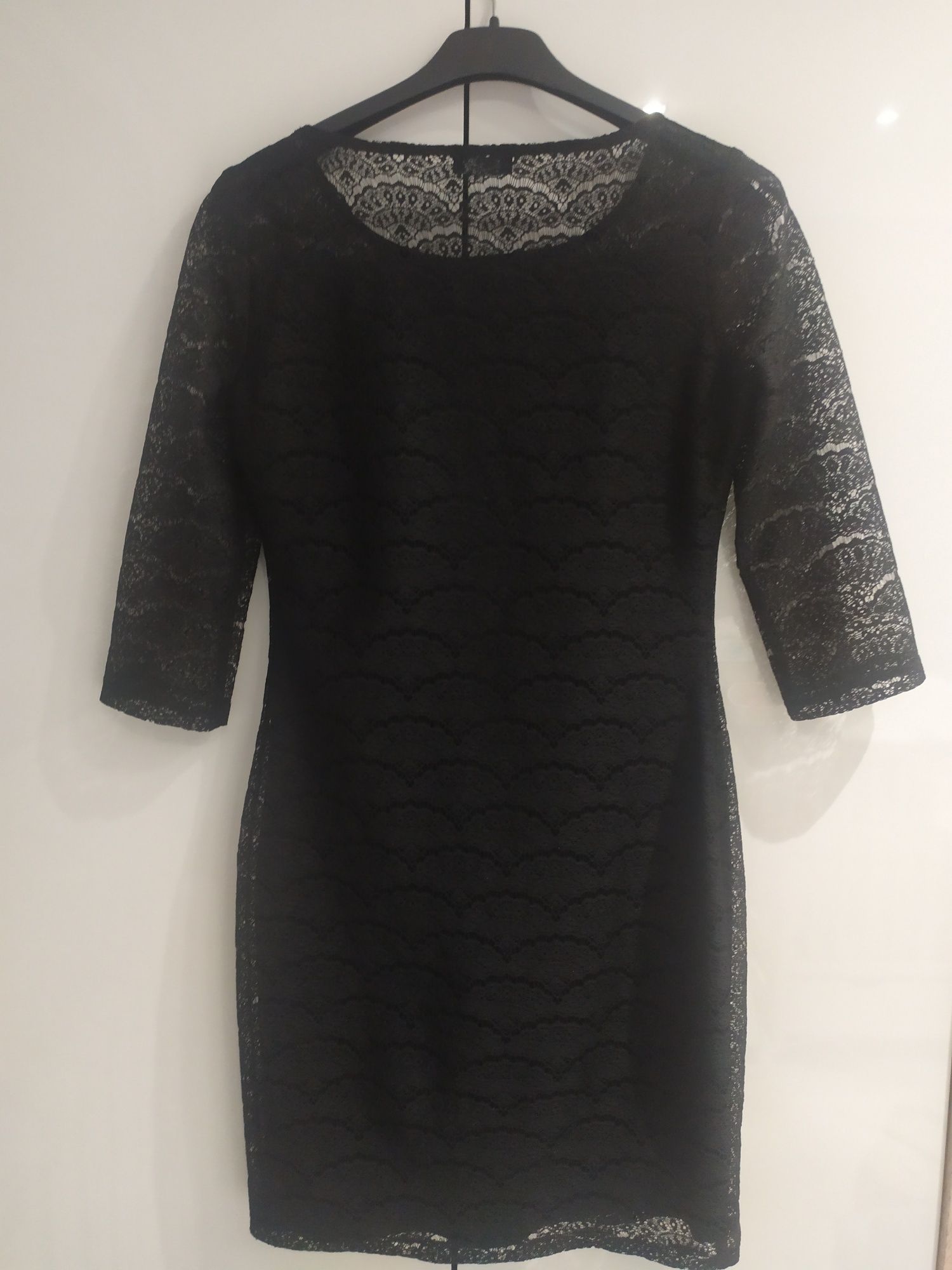 Mała czarna koronkowa sukienka F&F rozmiar 36