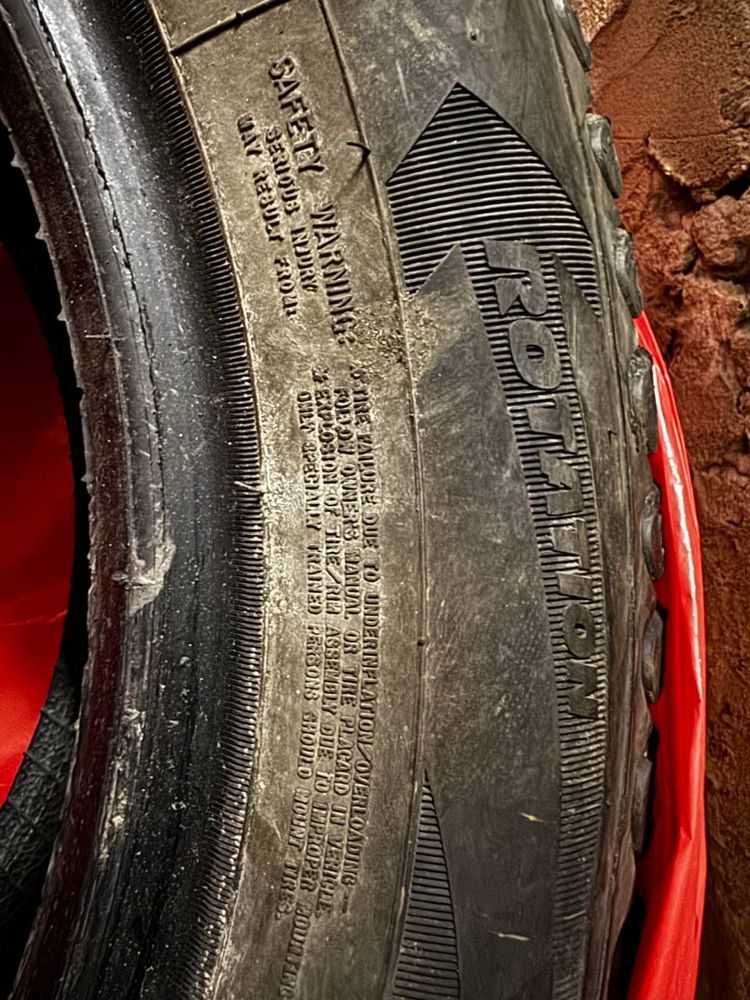 Зимова резина goodyear 225/60R17 103T