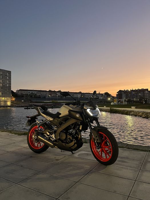 Yamaha MT-125 (ano 2019) em excelente estado!