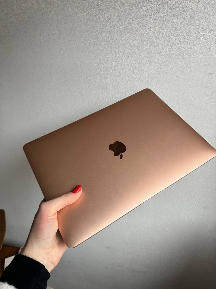 Macbook Air m1 256gb gold, новий, уцінка