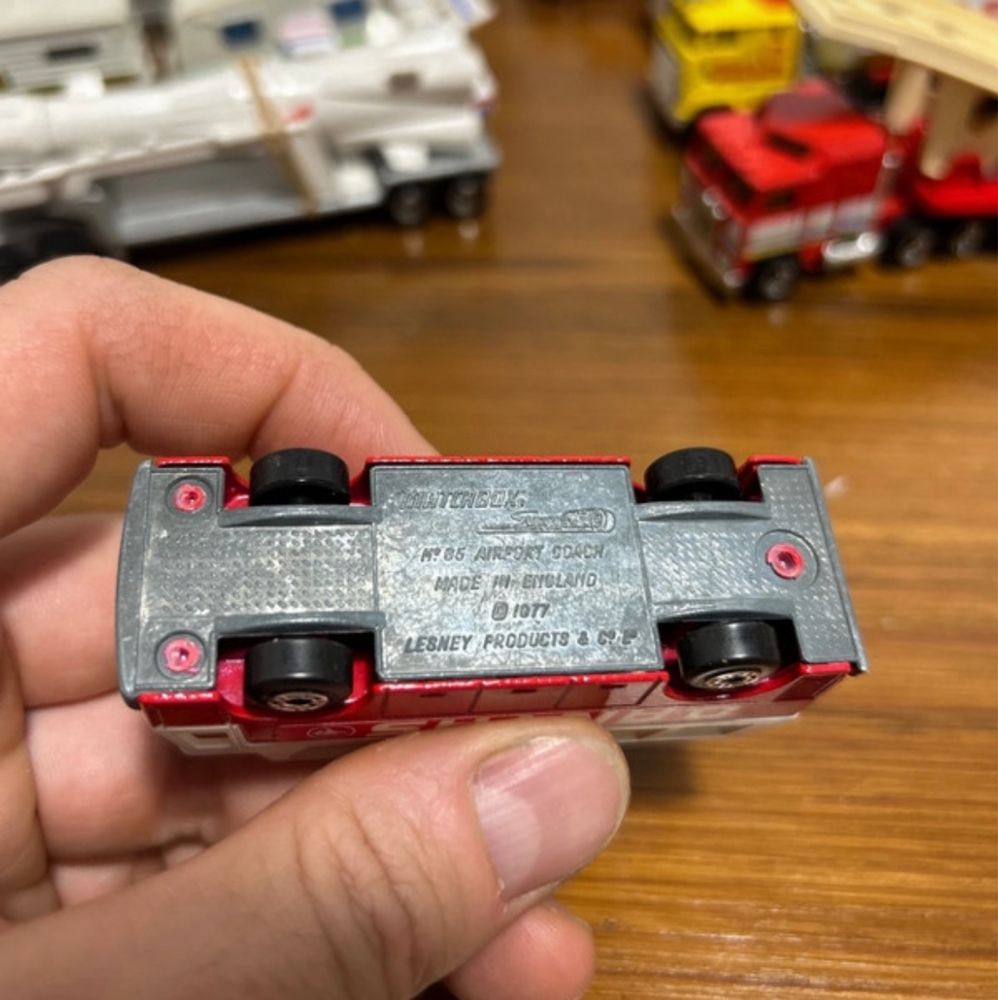 Matchbox Airport Coach