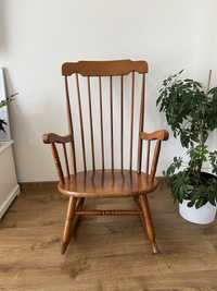 Drewniany stary solidny fotel bujany vintage patyczak
