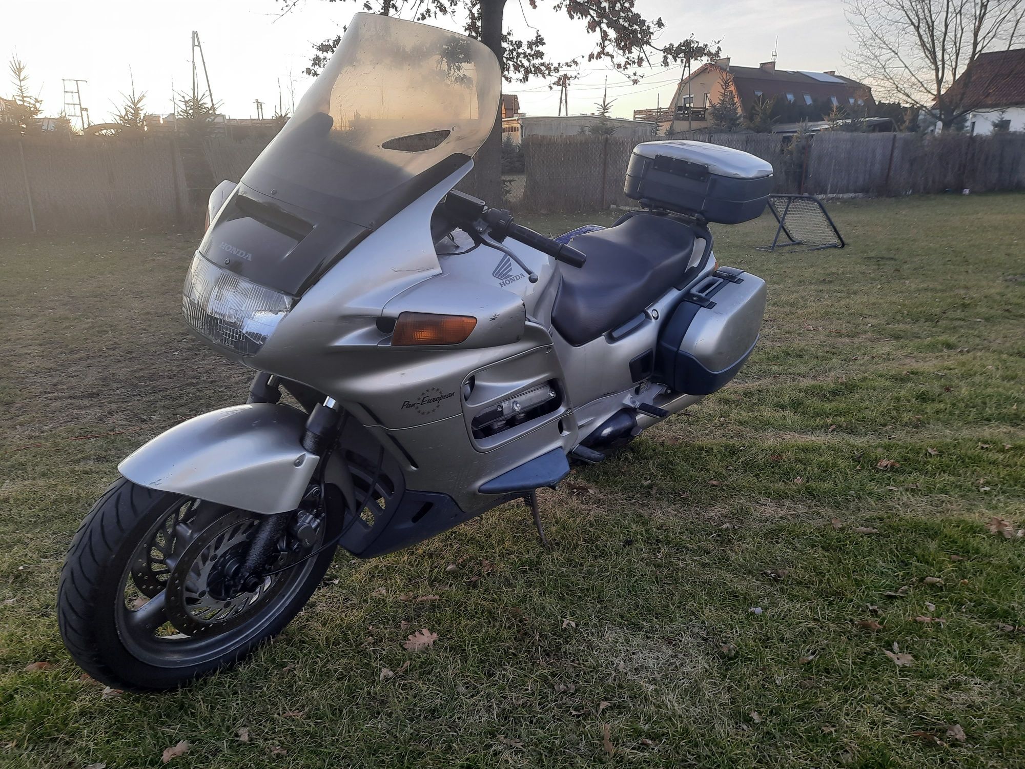 Honda paneutopean st1100