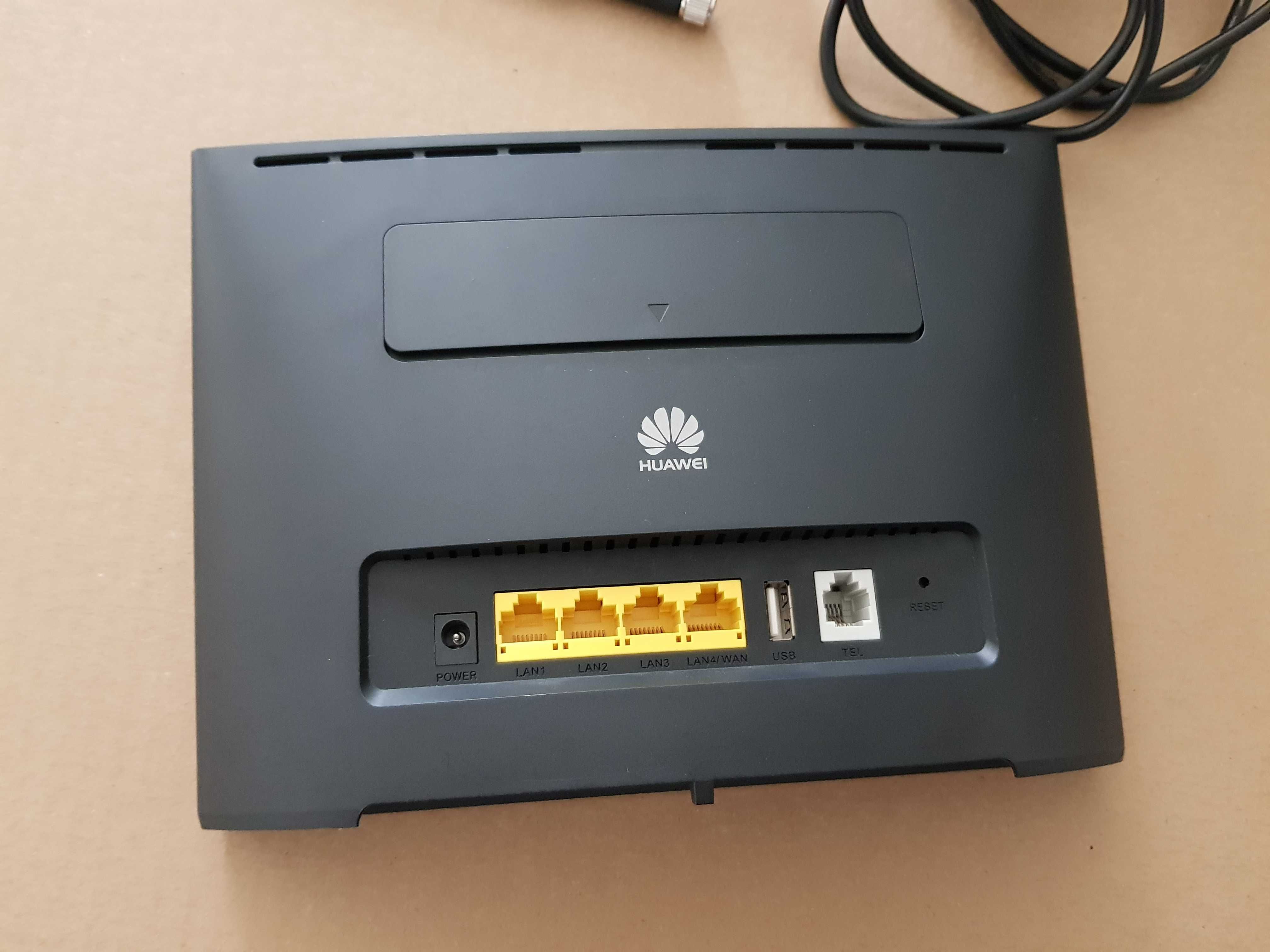 Router z modem SIM z LTE+ i mega zasięgiem HUAWEI B525 + 2 anteny