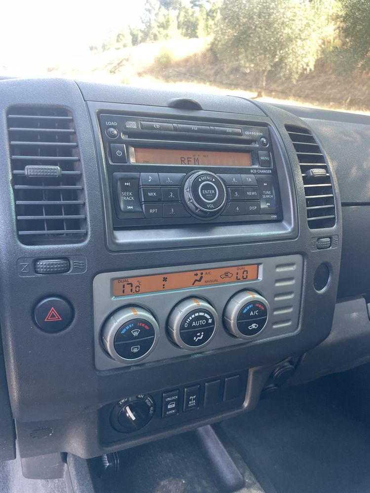 Nissan navara 2006