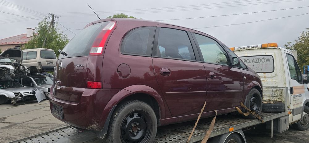 Drzwi zderzak klapa panel sanki Opel Meriva  części