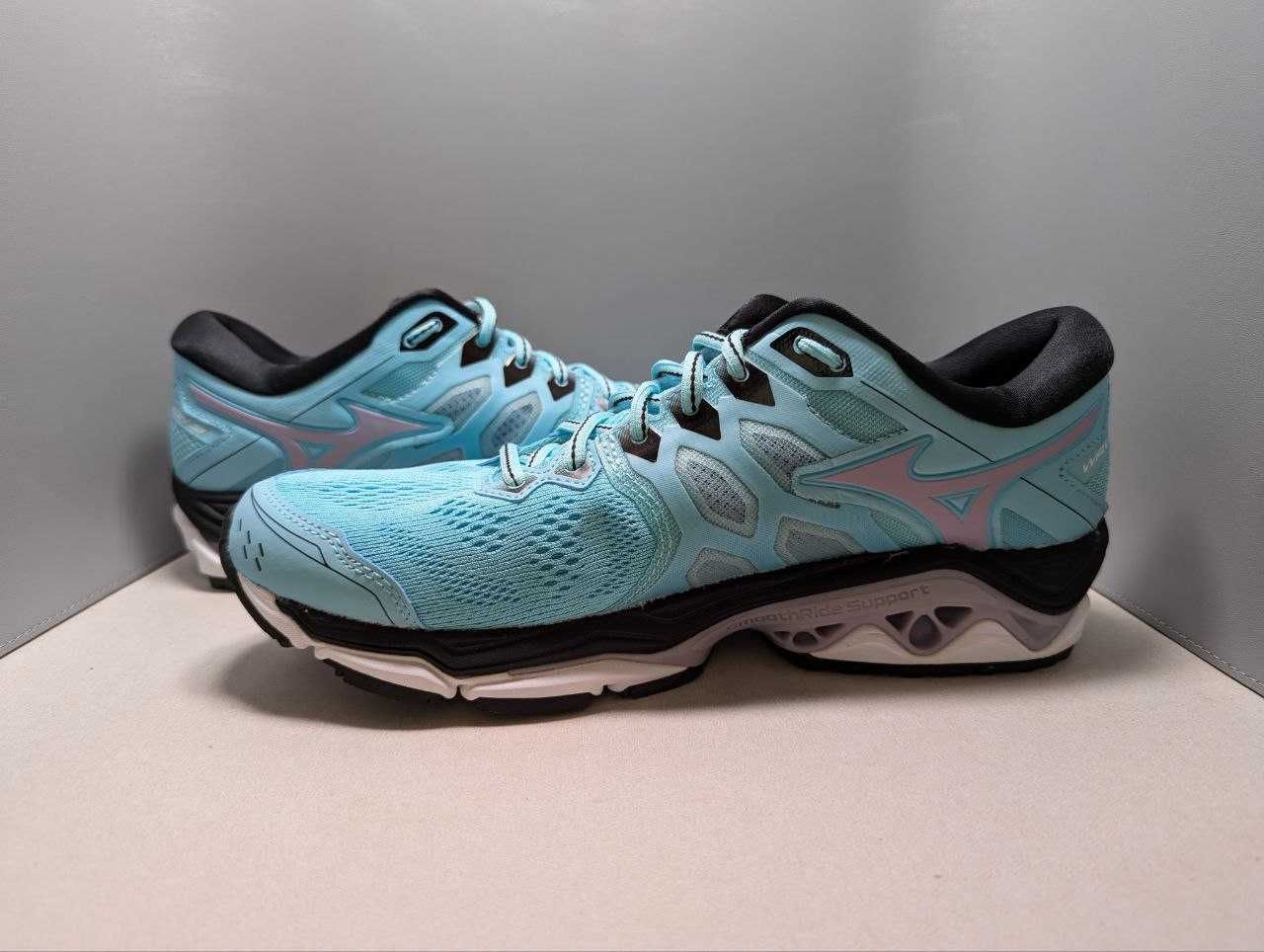 Кросівки Mizuno Wave Horizon 3 J1GD192669 
розмір US 11 EU 42.5