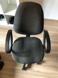 Krzeslo biurowe szaro czarne