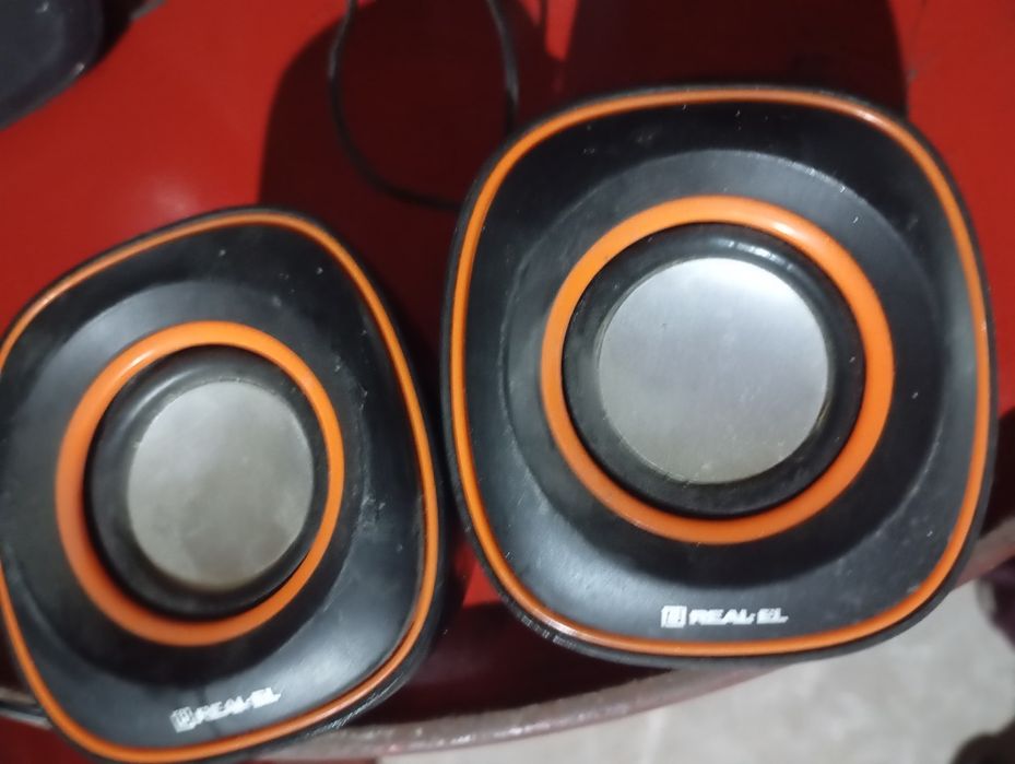 Срочно!!!Акустические колонки