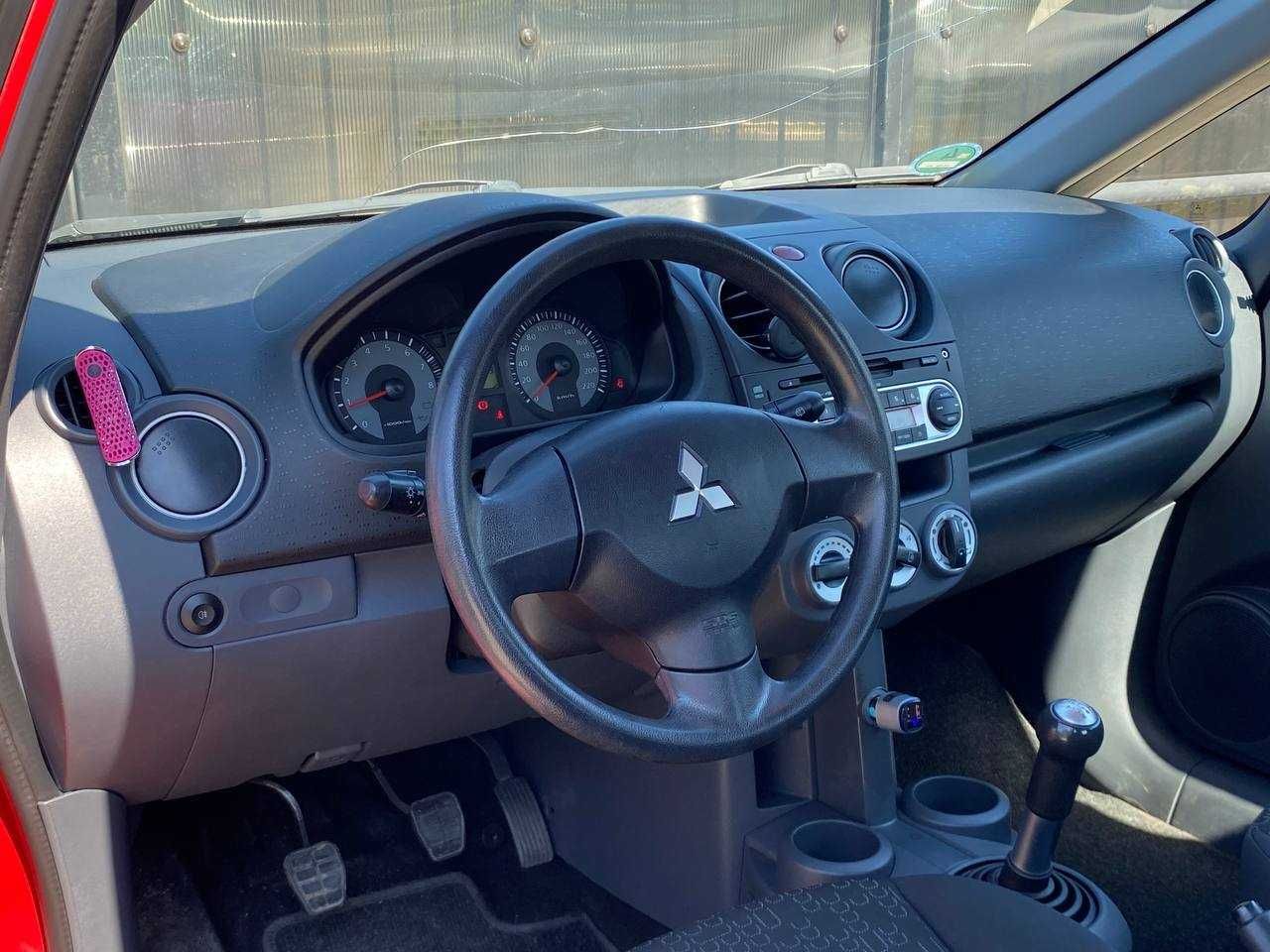 Mitsubishi Colt 2009 MT 1.1 Бензин - Обмін/Розстрочка