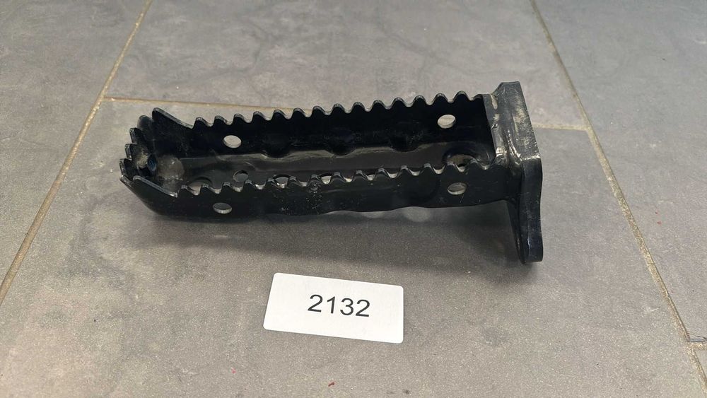 Podnóżek Stopień Suzuki LTR 450 [2132]