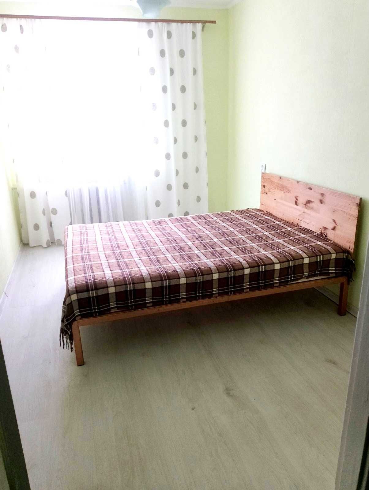 продам 2 кімн проспект Миру,чудовий район,гарний стан квартири