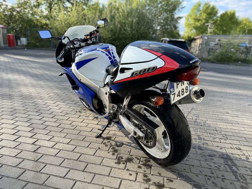 Suzuki gsx r 600 srad