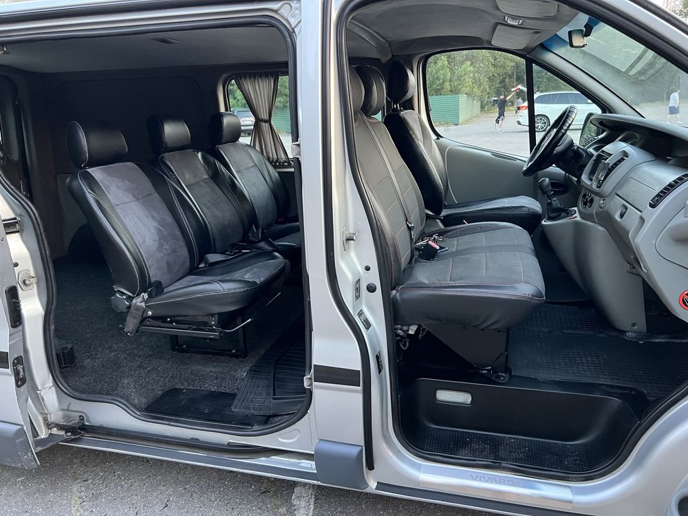 Opel Vivaro Long пассажир 6 мест , категория ..В..