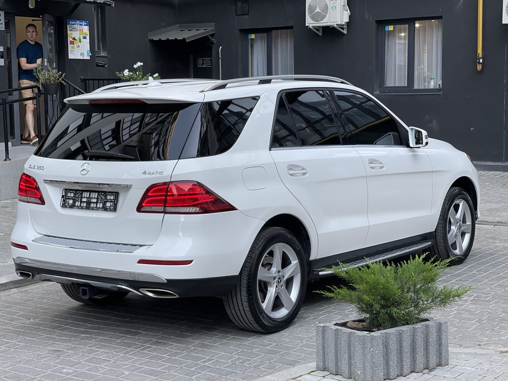 Терміново продам Mercedes-Benz GLE 350. В дуже гарному стані!