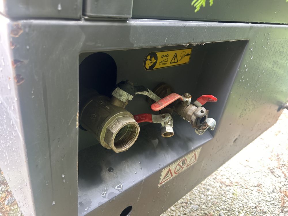 Kompresor sprężarka śrubowa Atlas Copco XAVS 186