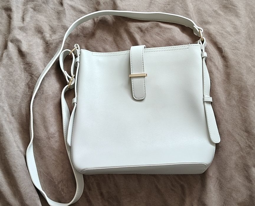 Сумка сіра через плече кросбоді