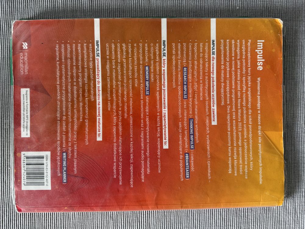 Impulse 4 student’s book B2