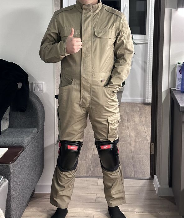 Строительный комбинезон М , новый