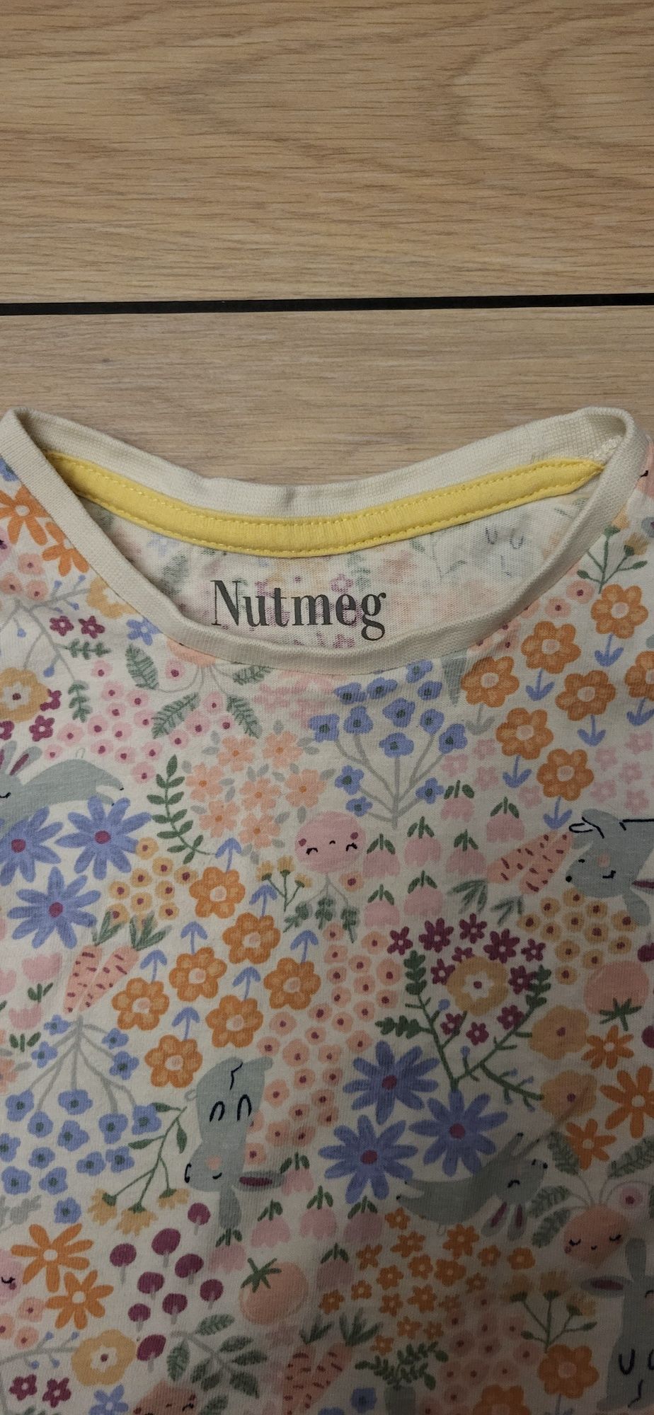 Tshirt nutmeg
Rozmiar 92