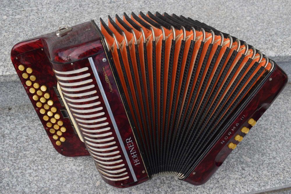 Concertina HOHNER 3 Voz Tonalidade La, N 216