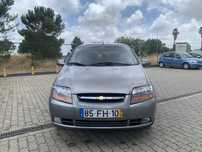 Chevrolet Kalos 1.2 SE looks