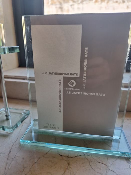 Moldura e castiçal vidro novos