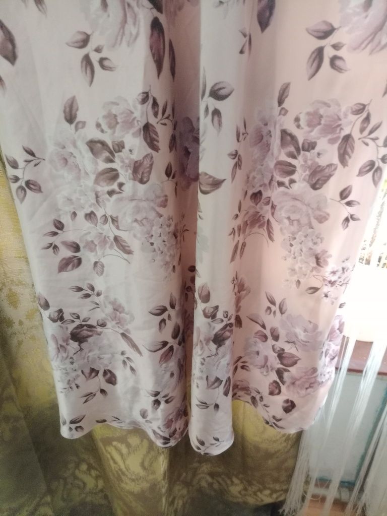 Satynowa koszulka nocna długa rozmiar 16 firma Marks & Spencer