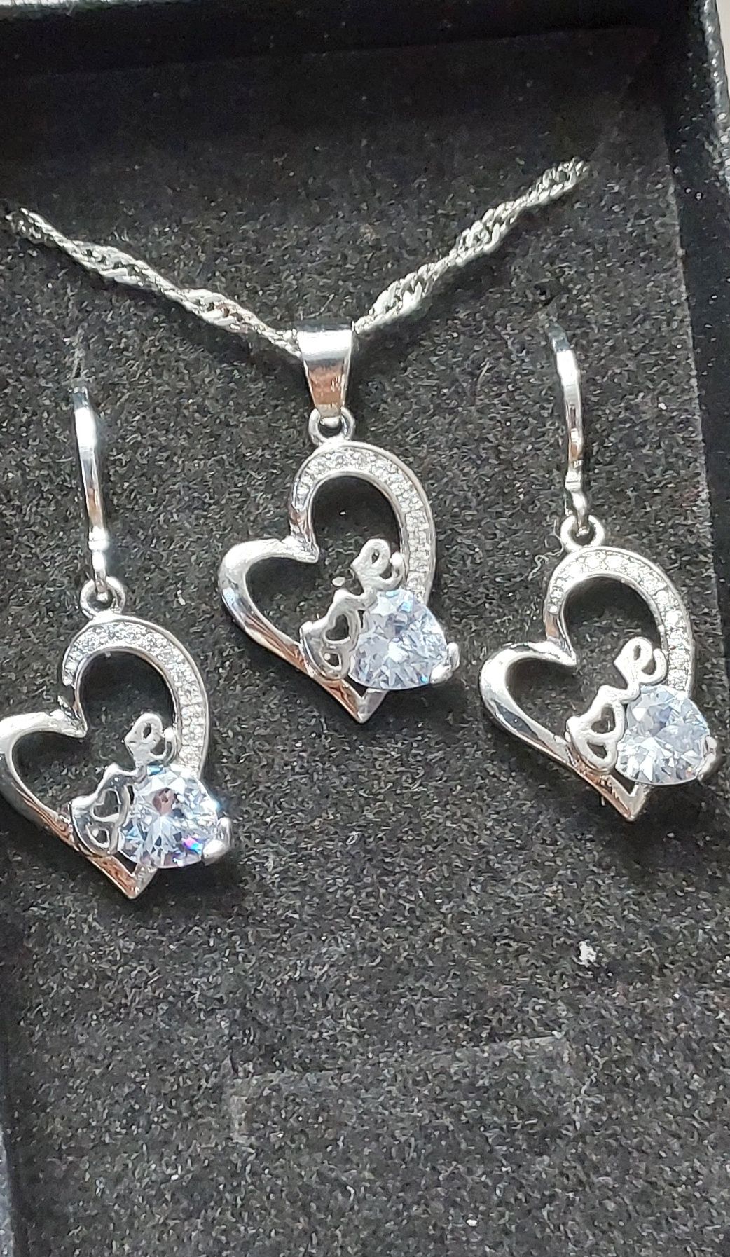 Srebrny komplet biżuterii serduszko Love pr.925