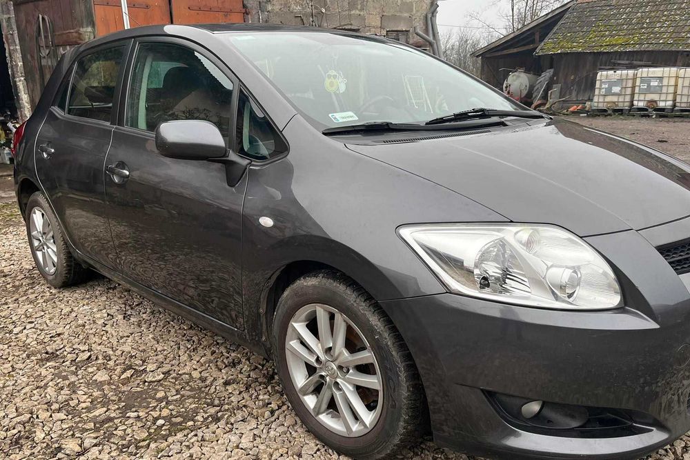 Toyota Auris 2.0 diesel 2009r bdb