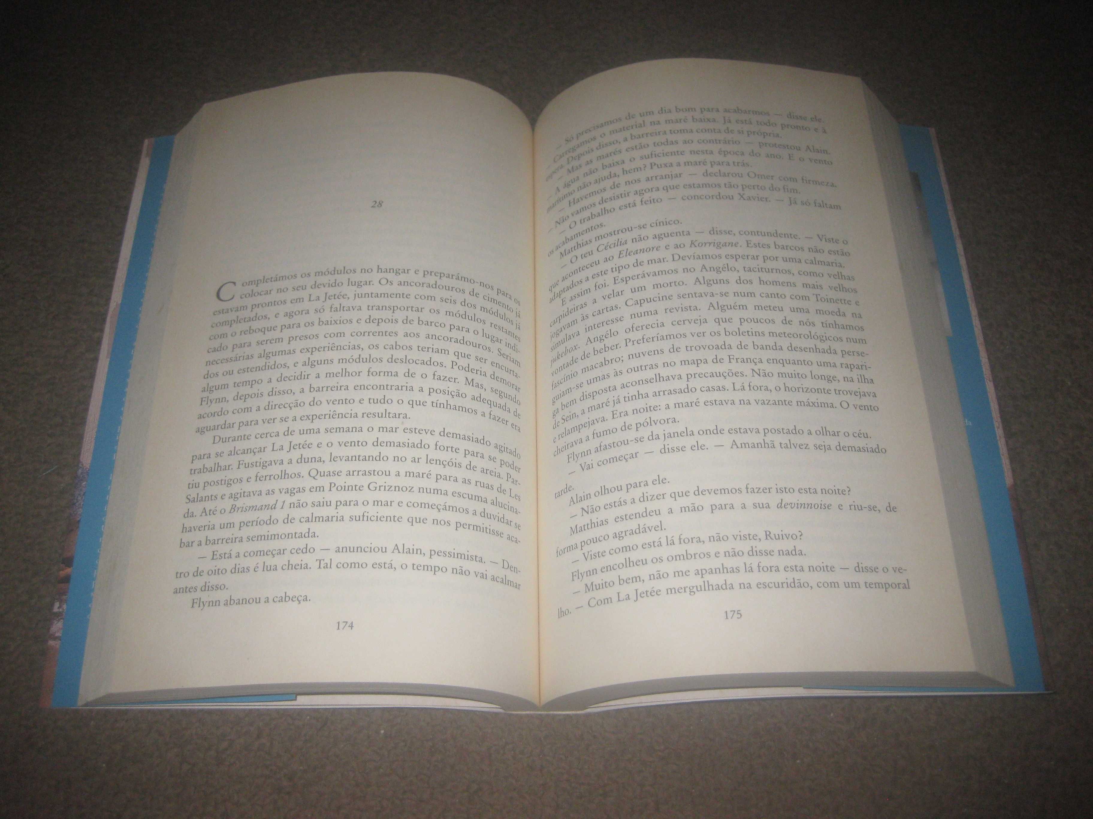 Livro "A Praia Roubada" de Joanne Harris