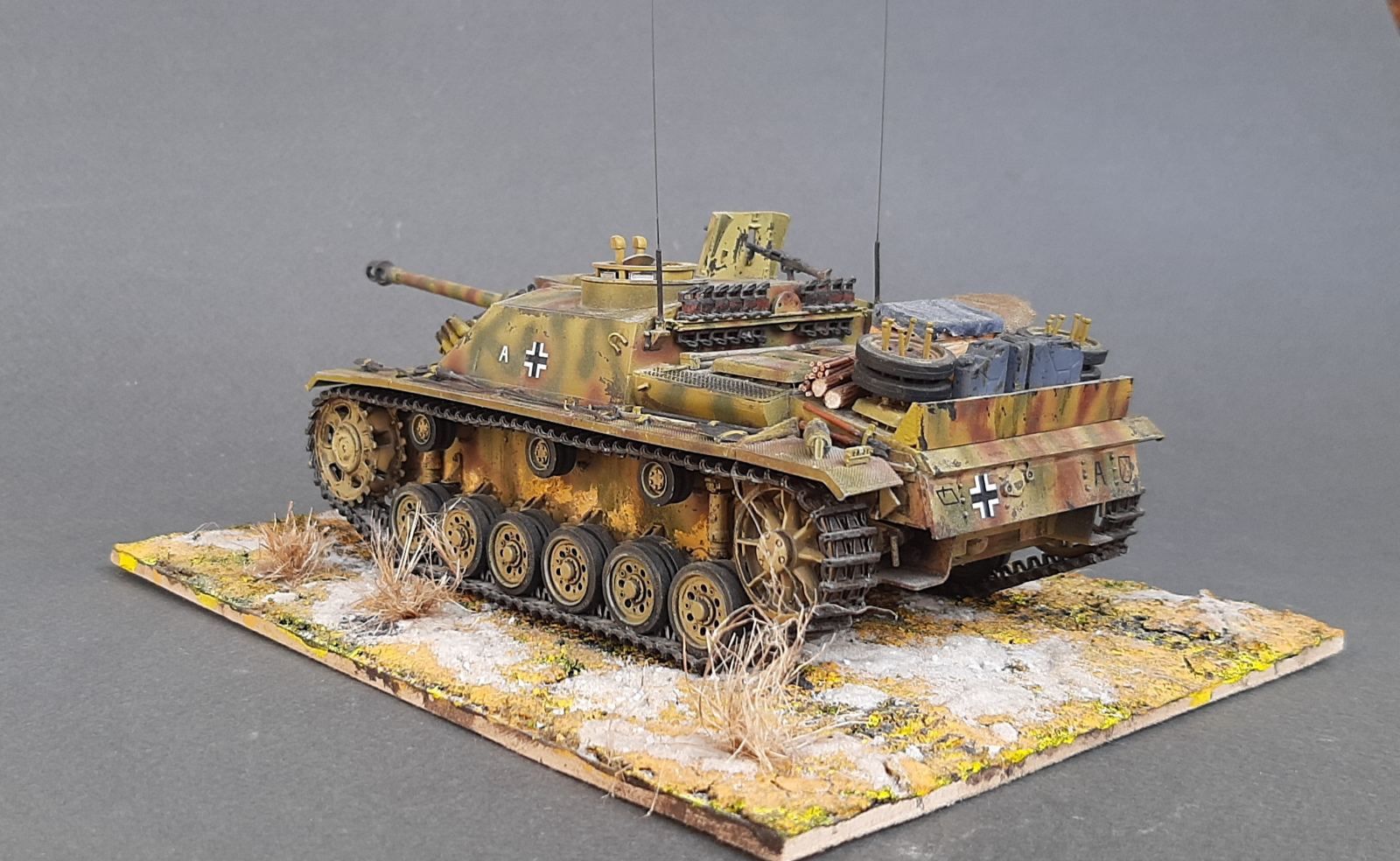 Сборная модель танка StuG 3   1/35