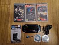 Konsola SONY PlayStation Portable 1004 FAT + 8GB + 5 gier UMD