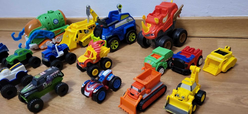 Psi patrol, bob budowniczy, blaze mega maszyny, monster truck
