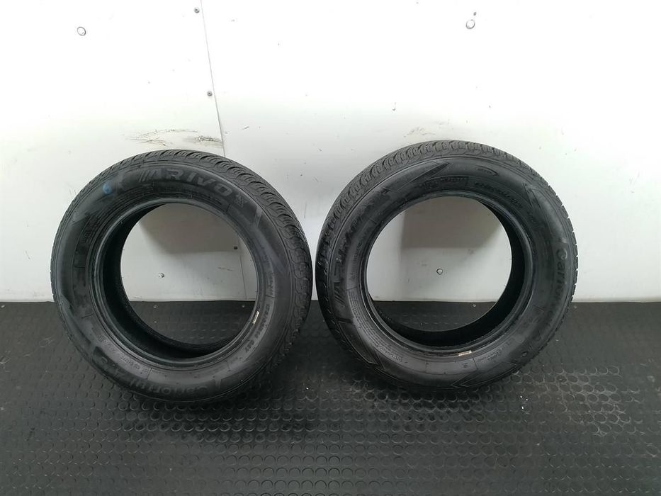 OPONY CAŁOROCZNE 14 PARA ARIVO CARLORFUL A/S 175/65R14 82T