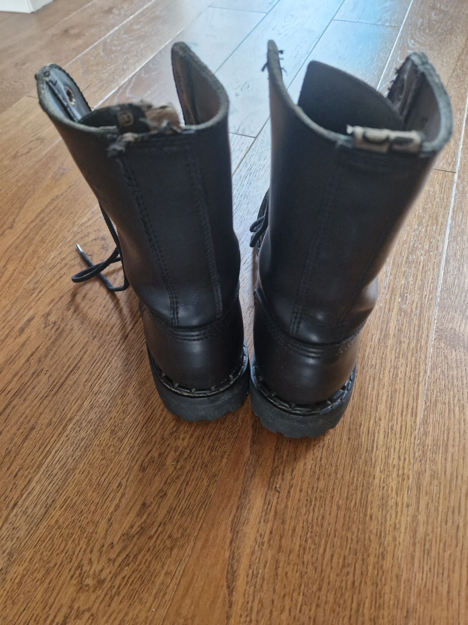 Buty glany czarne