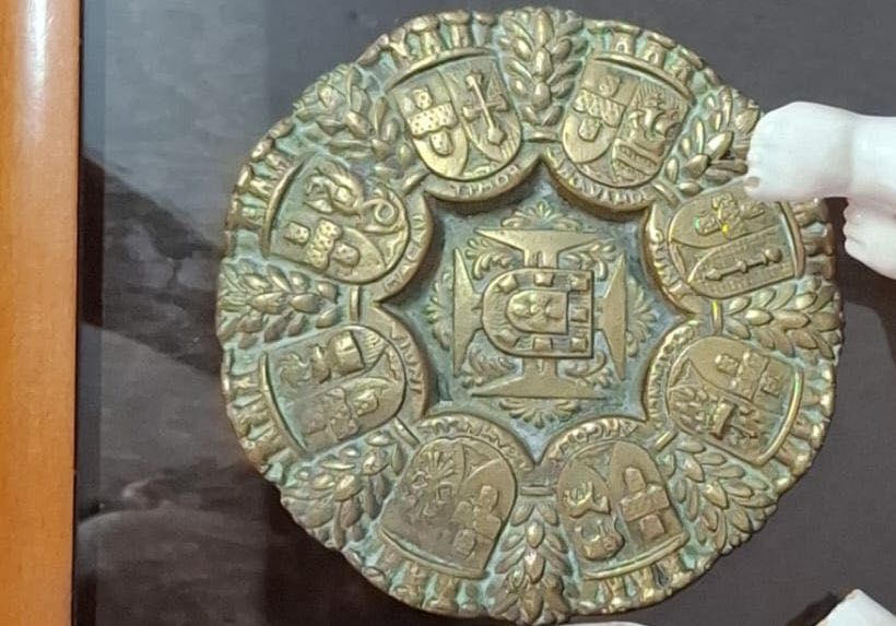 Par candeeiros Puttis Fábrica de Sant'Anna & Cinzeiro em Bronze.