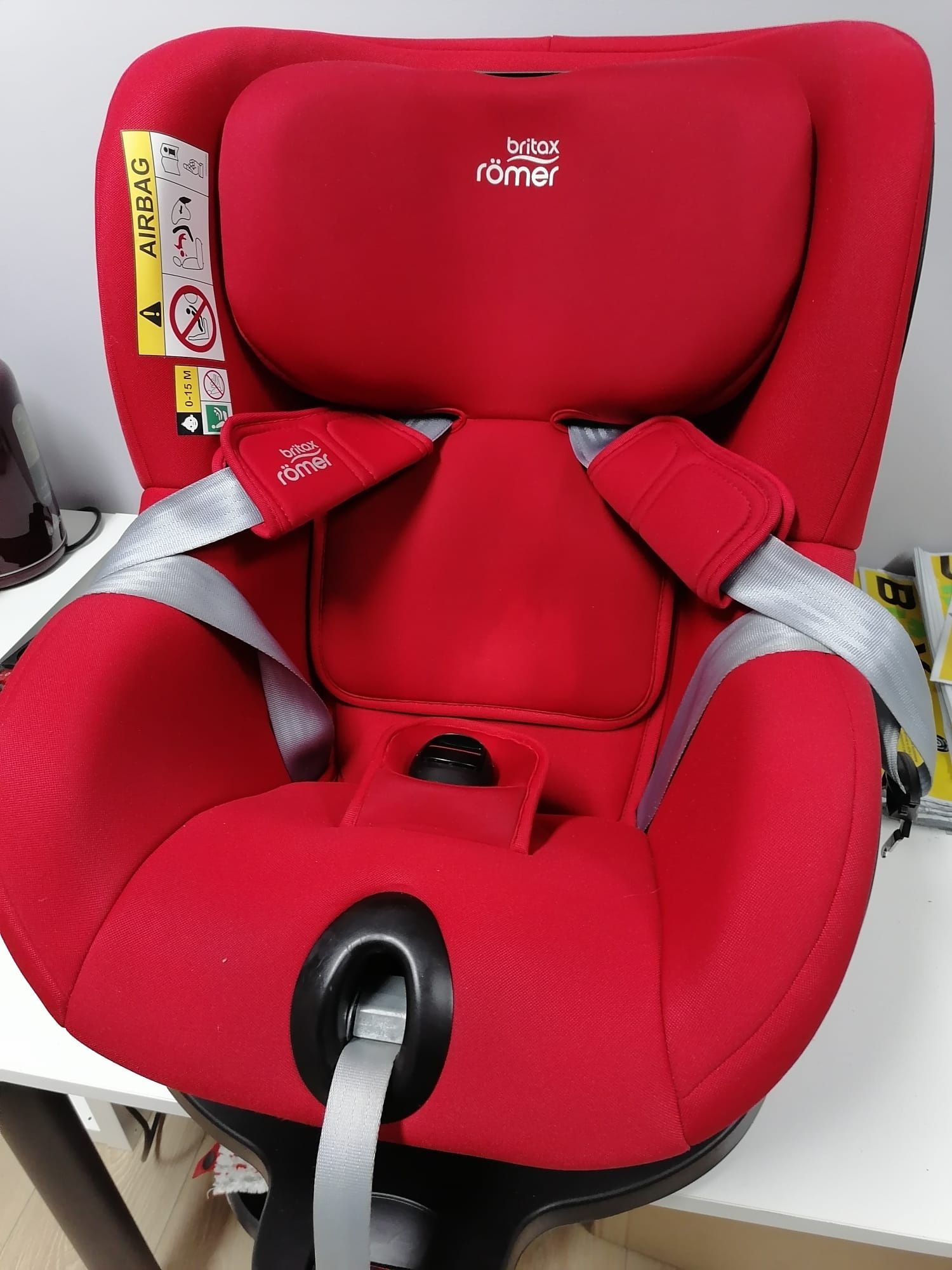 Fotelik samochodowy Britax Romer Dualfix M I-Size SICT Inside Fire Red