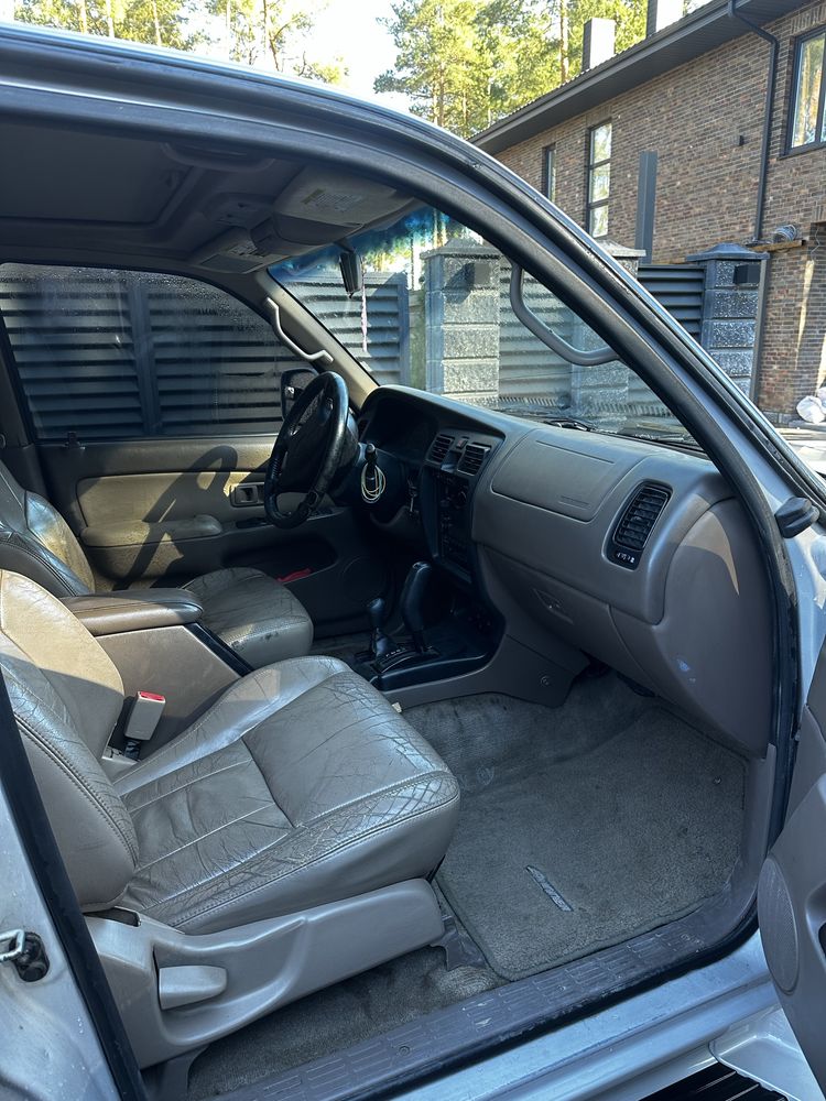 Toyota 4runner 2000рік