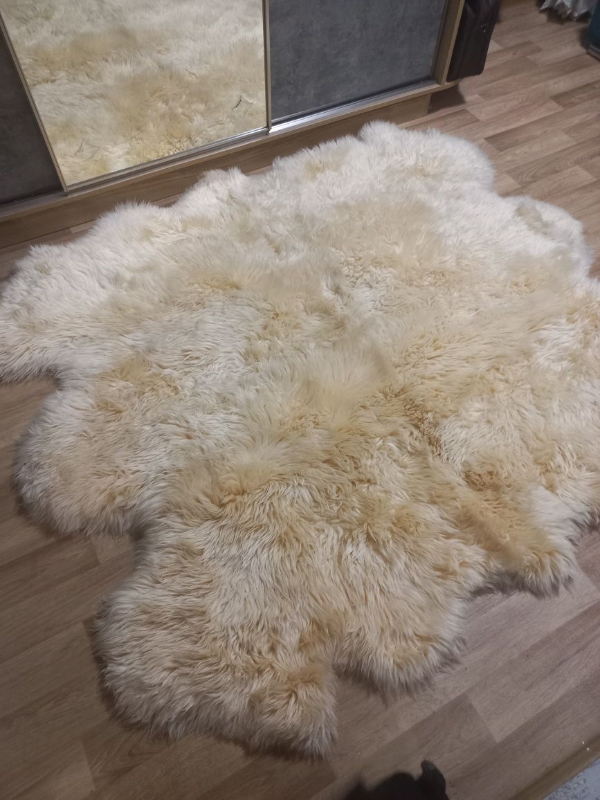 Килим натуральна овеча шкура 1.6х2.00