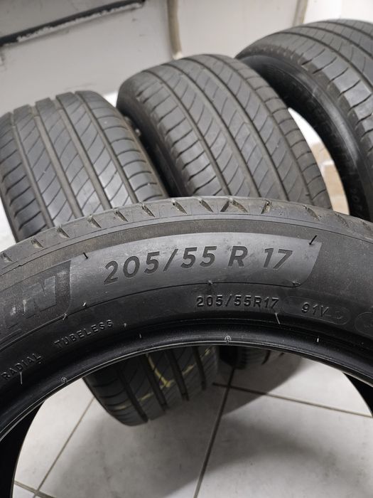 Шини Michelin 205 55 17
