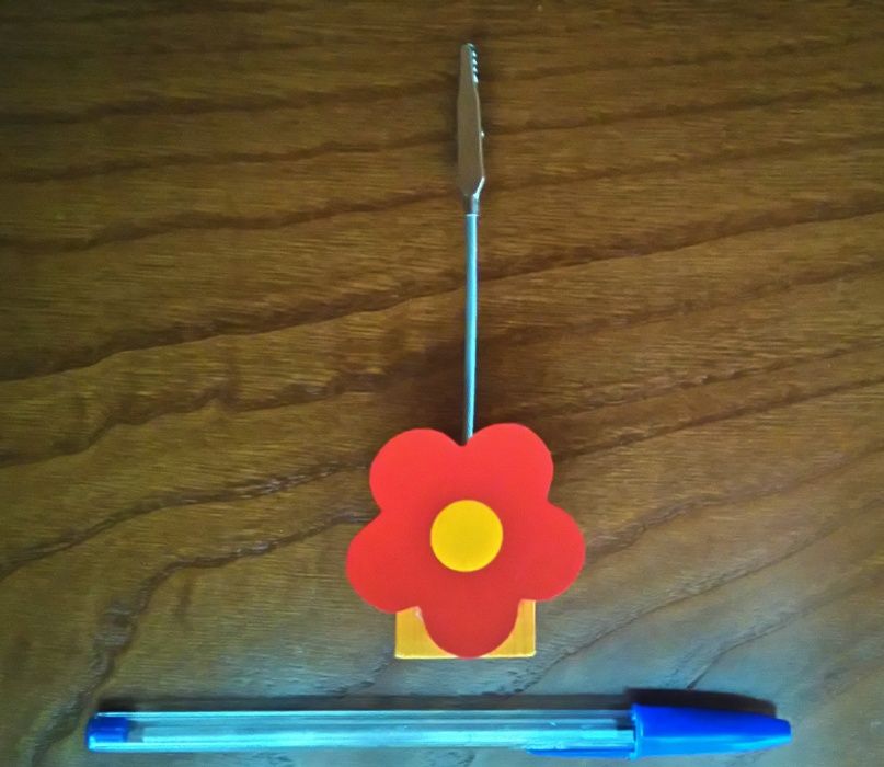 Porta-fotos Metálico com flor de madeira NOVO TIGER