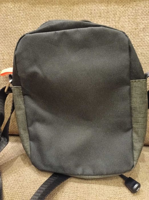 наплечная сумка Китай 20х14см новая