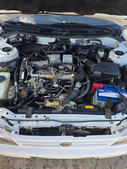 Toyota Corolla 5 lugares 2000 diesel bom estado