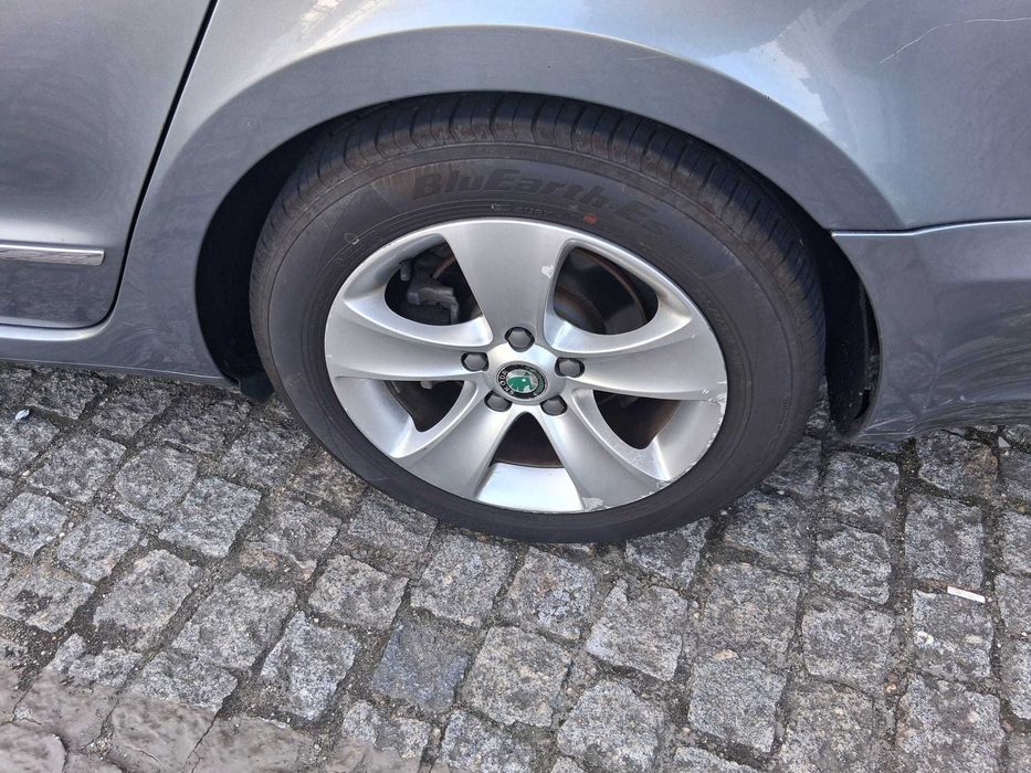 Skoda Superb 1.6 TDI Elegance Greenline (1.6 TDI, 105cv