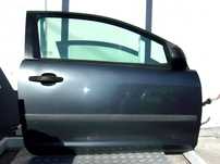 Ford Focus MK2 II HB 3D drzwi prawy przód K1