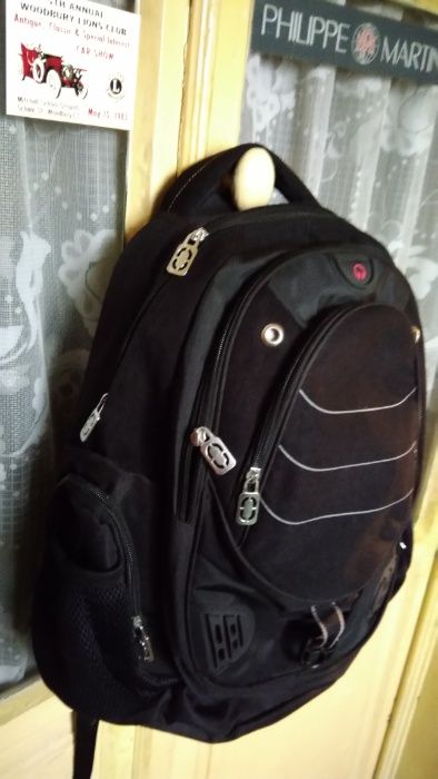 Mochila, multifuncional, preta.