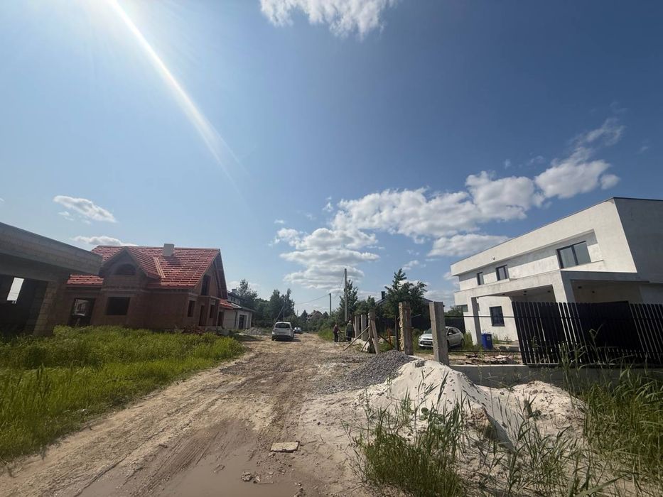 Продаж земельної ділянки  в Скнилеві