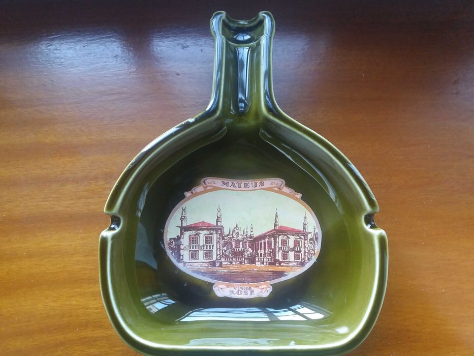 Diversos Cinzeiros Antigos